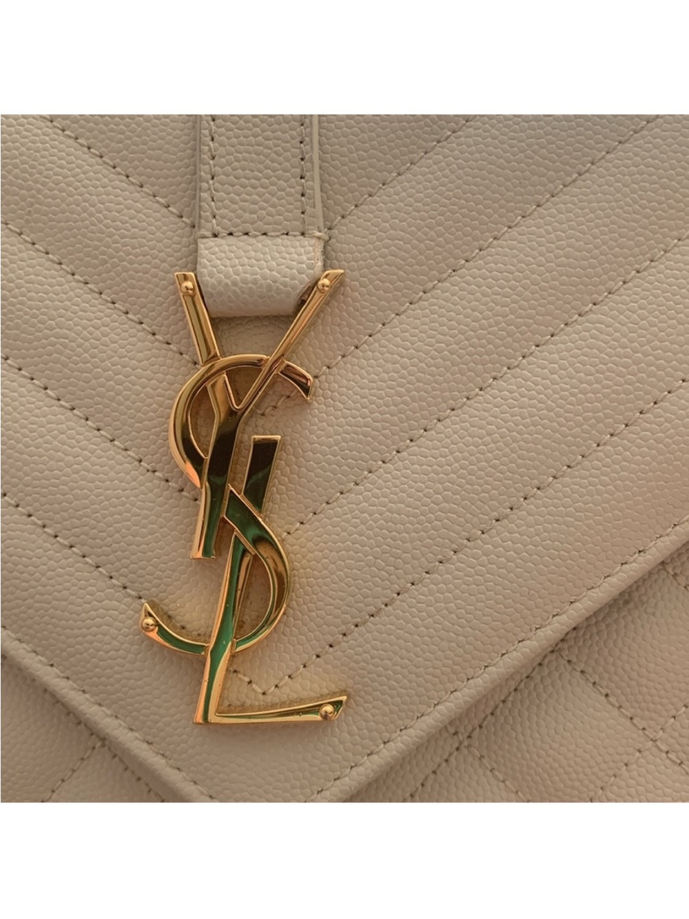 Authentic Saint Laurent Cream Quilted Leather Shoulder Bag with Gold Hardware - Picture 4 of 12